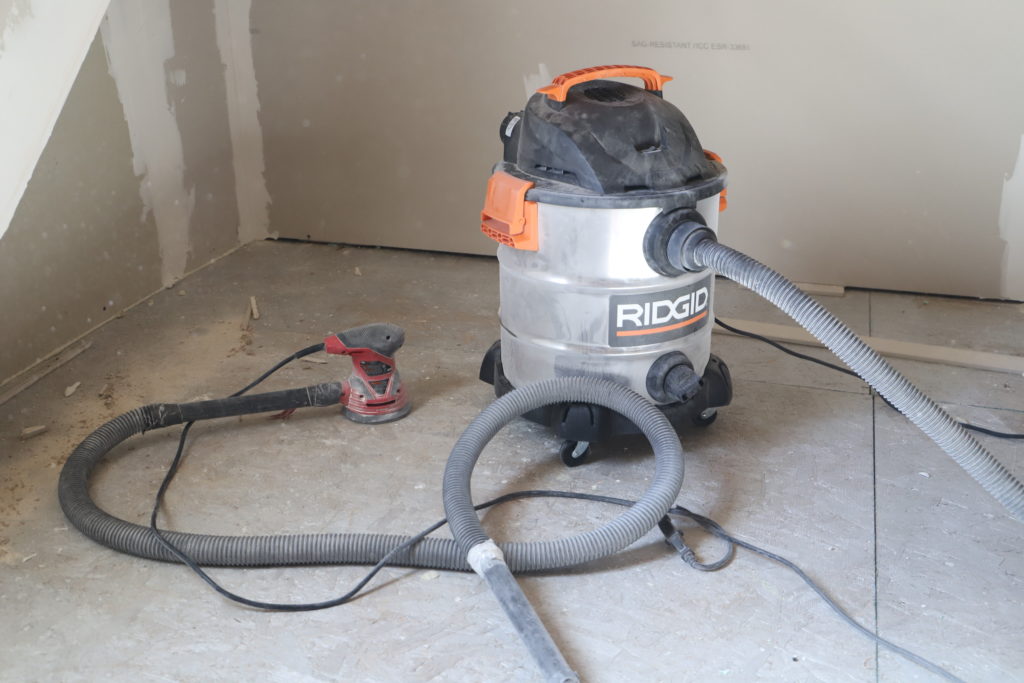 rotary sander and shop vac combo for sanding walls