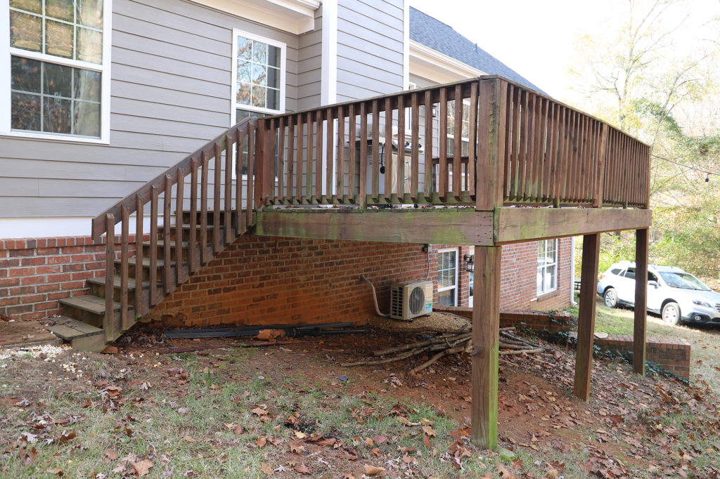 Old back deck needs to be refinished